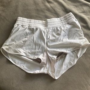 Lululemon hotty hot shorts size 12 2.5 inseam